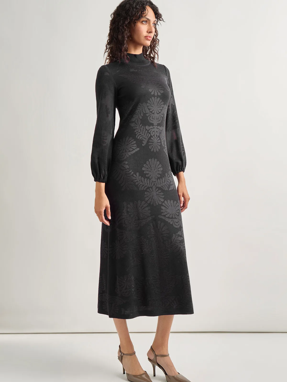 Dresses|Misook A-Line Jacquard Knit Maxi Dress Black