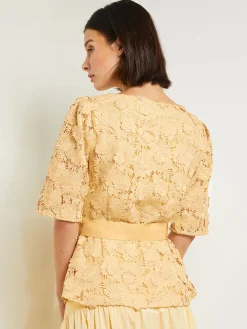 Blouses & Shirts|Tops & Tees|Misook Belted Button Front Blouse - Floral Applique Woven PaleGold