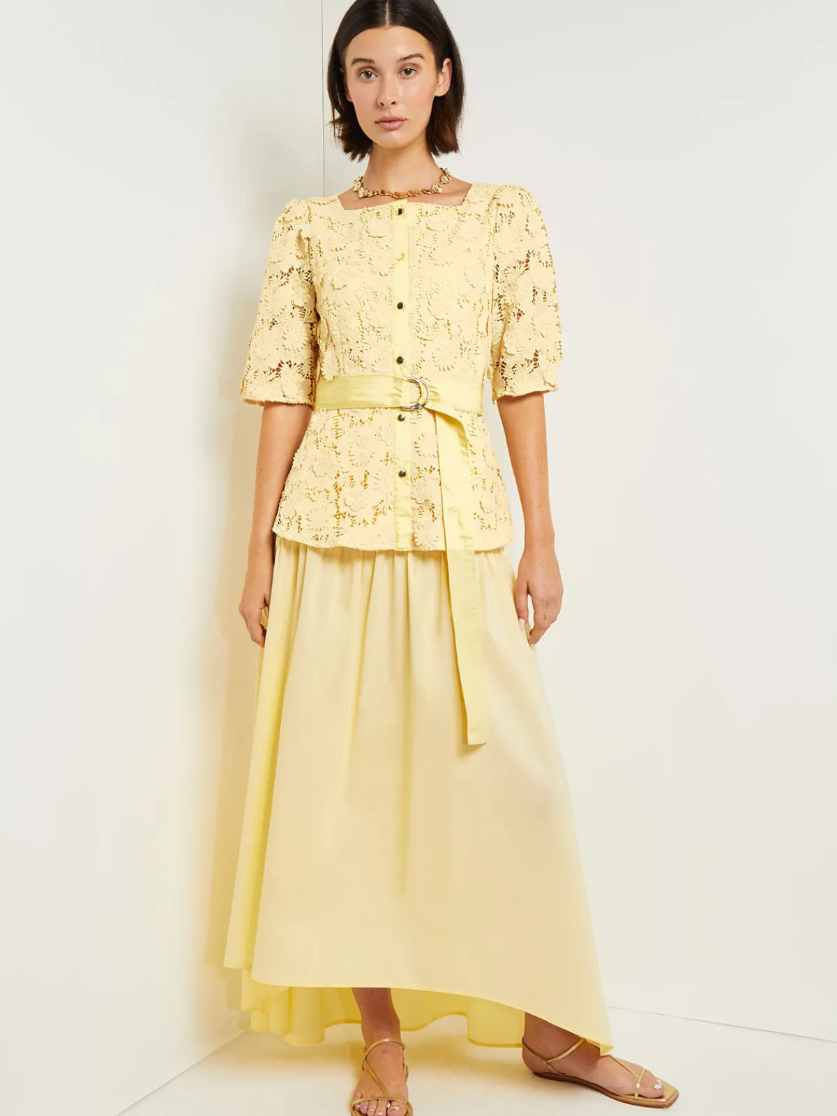 Blouses & Shirts|Tops & Tees|Misook Belted Button Front Blouse - Floral Applique Woven PaleGold
