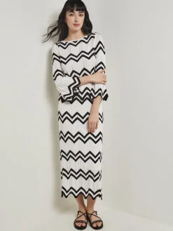 Tops & Tees|Misook Boat Neck Tunic - Contrast Chevron Pointelle Soft Knit NewIvory/Black