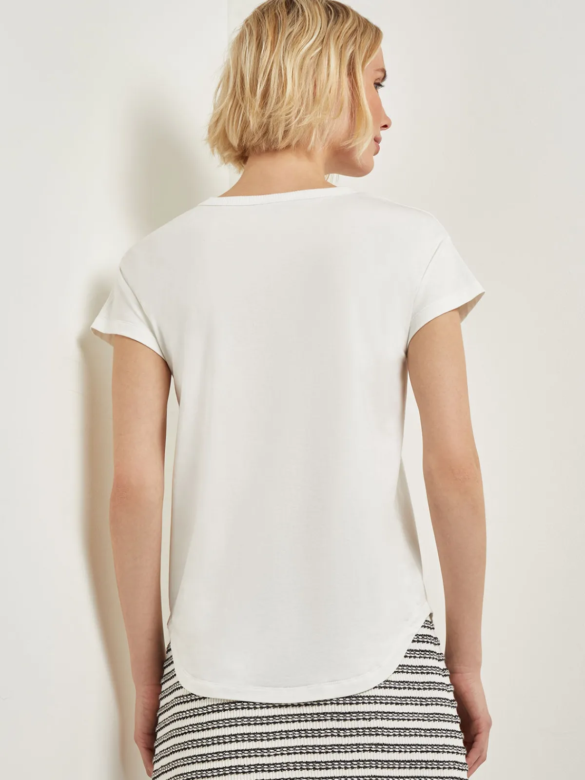 Tops & Tees|Misook Classic Short Sleeve Jersey Knit Top White
