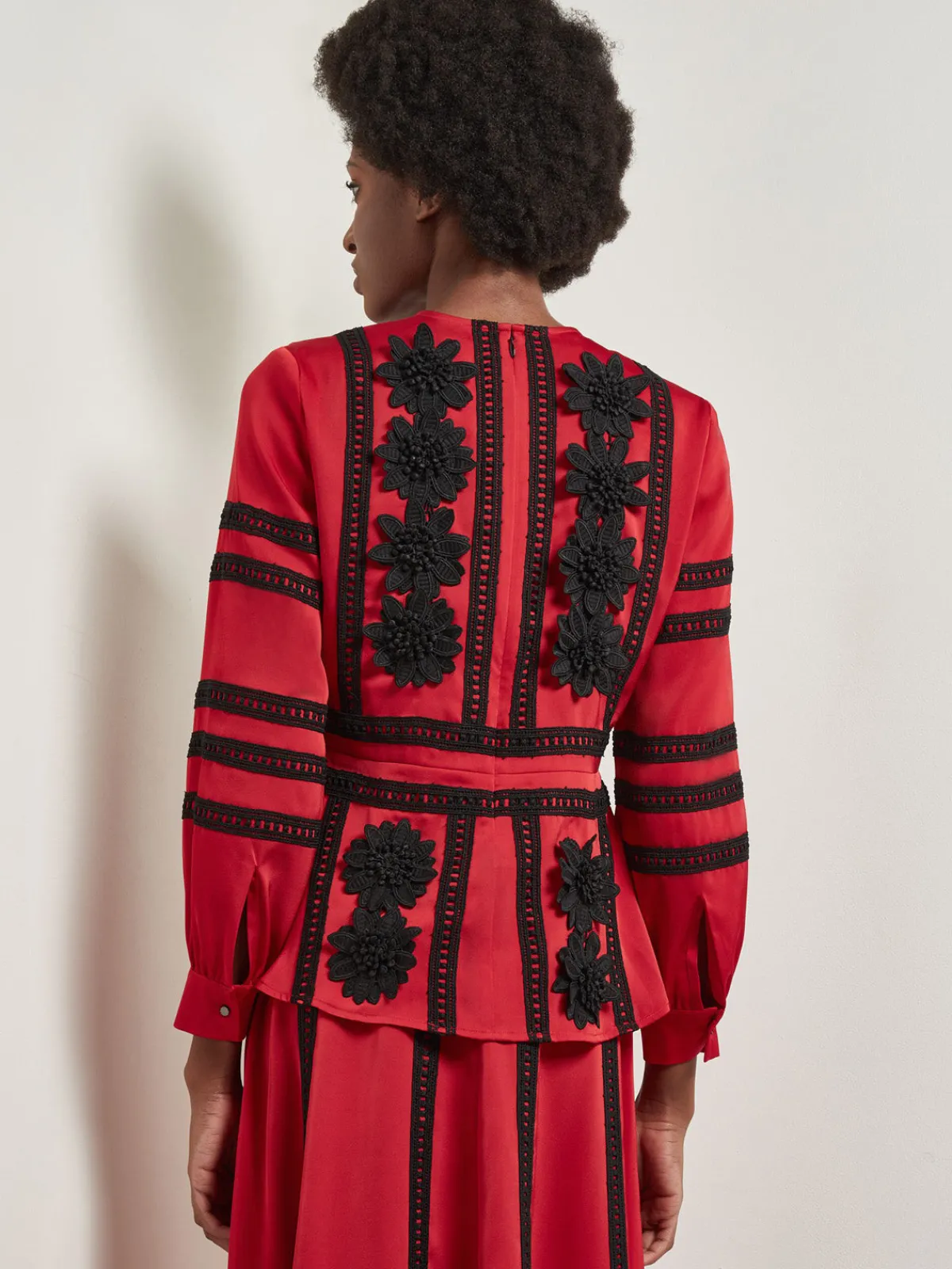 Blouses & Shirts|Tops & Tees|Misook Crepe de Chine Floral Lace Peplum Blouse Rouge/Black