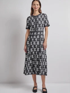 Dresses|Misook Modern Fit & Flare Intarsia Knit Dress Black/White