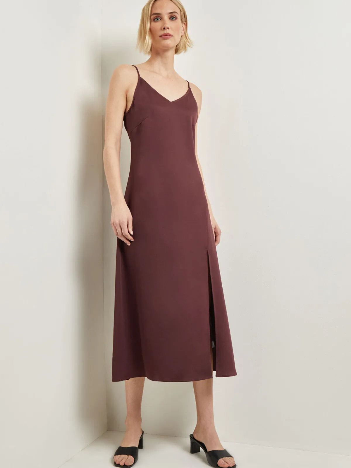 Dresses|Misook Modern Fit A-Line Crepe de Chine Slip Maxi Dress Mahogany