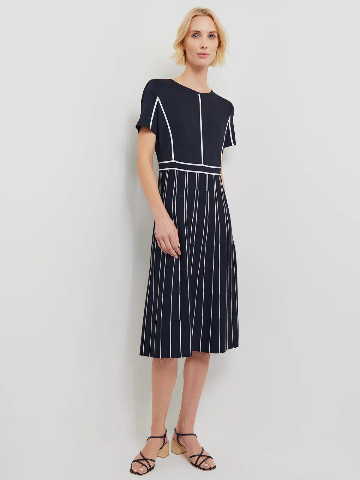 Dresses|Misook Modern Fit Contrast Stripe A-Line Soft Knit Dress Black/White