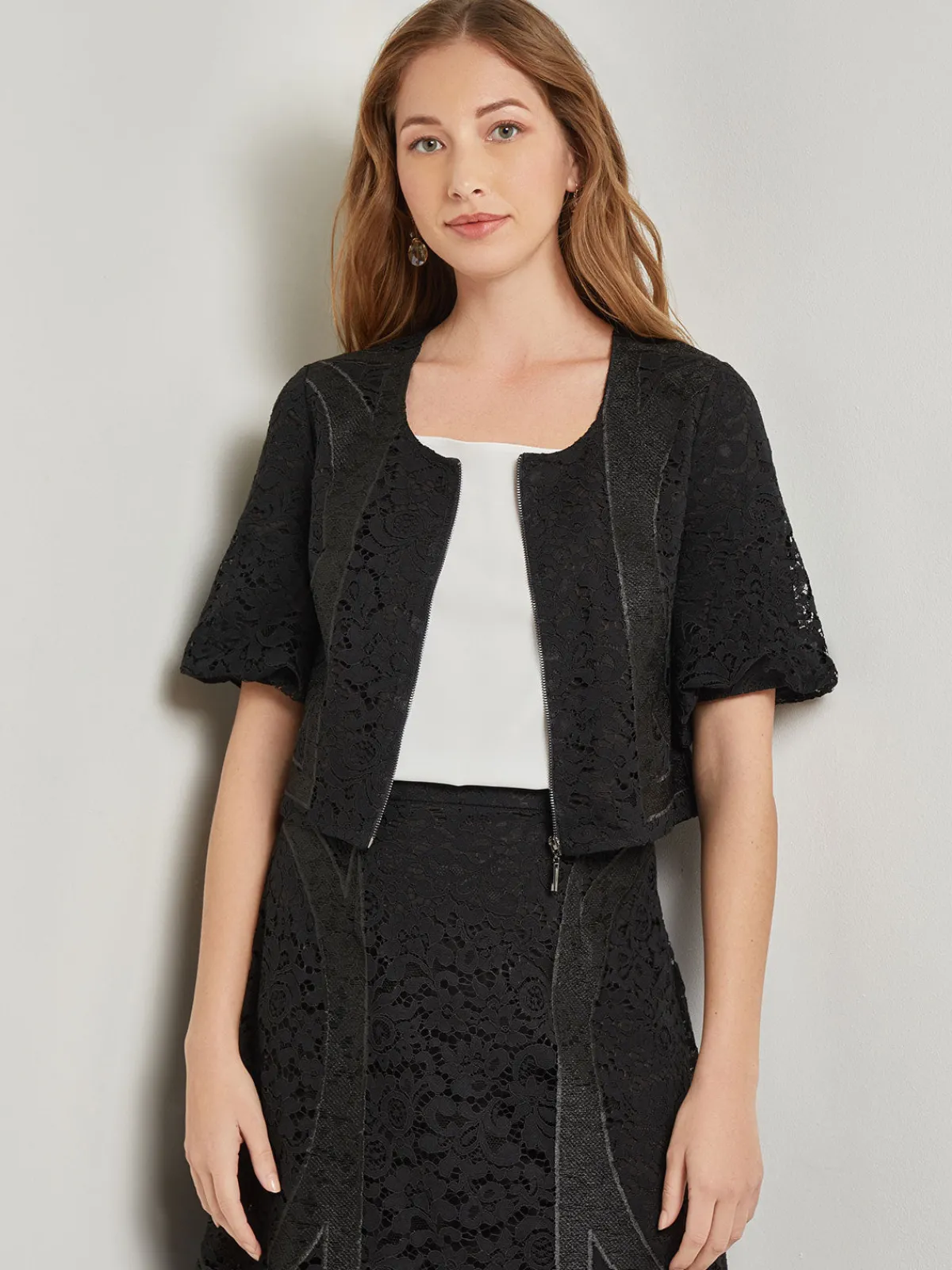 Blouses & Shirts|Tops & Tees|Misook Modern Fit Cropped Textural Woven Blouse Black