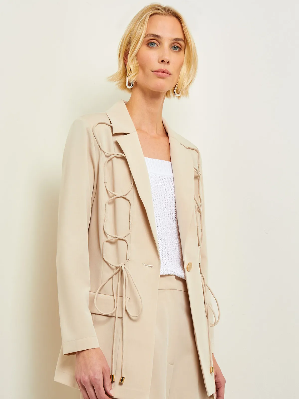 Jackets & Coats|Misook Modern Fit Single Button Jacket - Lace Tie Detail Woven Biscotti