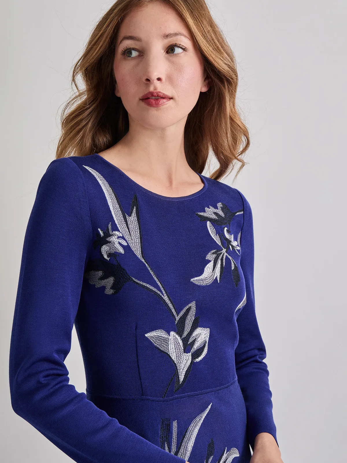 Dresses|Misook Modern Fit-and-Flare Embroidered Floral Knit Maxi Dress StarryNightBlue/Mink/NewIvory/Black