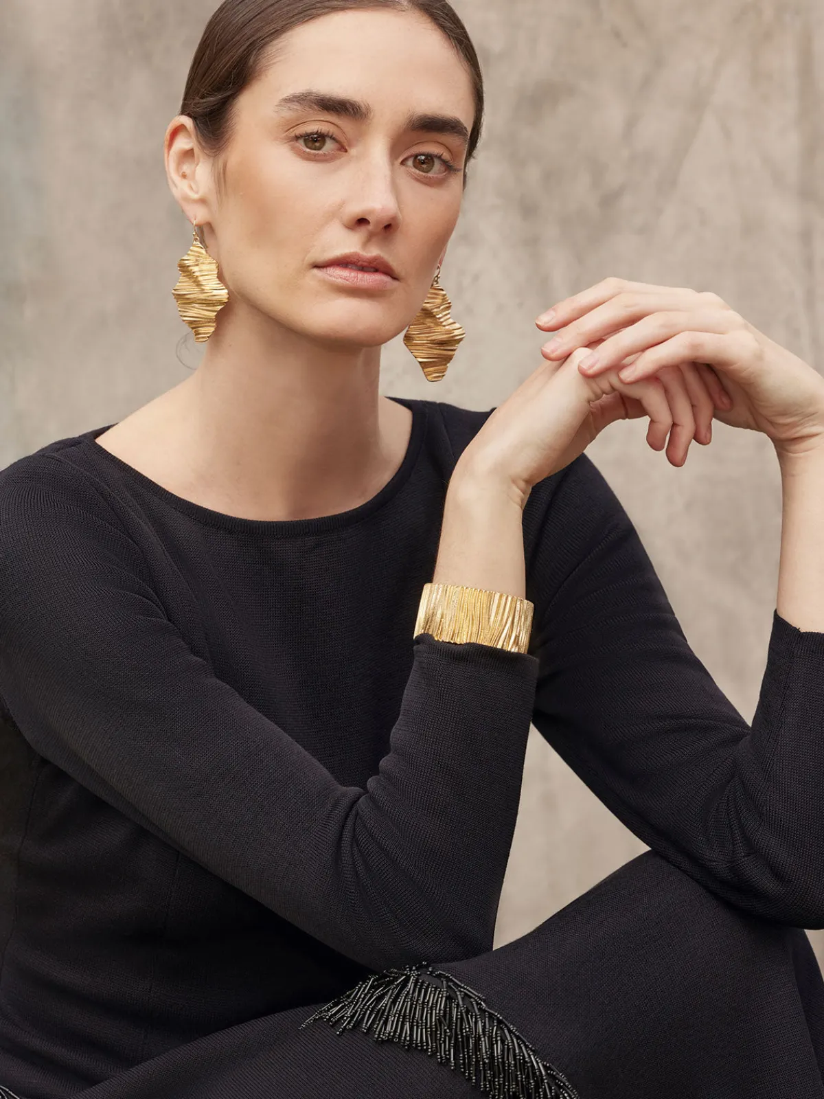 Dresses|Misook Modern Fit-and-Flare Sequin Princess Seam Knit Maxi Dress Black