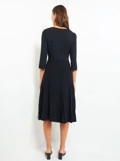Dresses|Misook Pleated Contrast Panel Soft Knit Dress Black/White