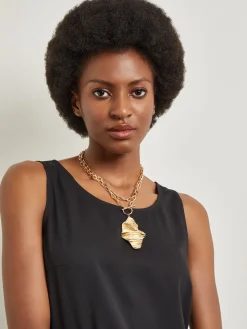 Accessories|Necklaces|Misook Ripple Textured Warm Necklace Gold