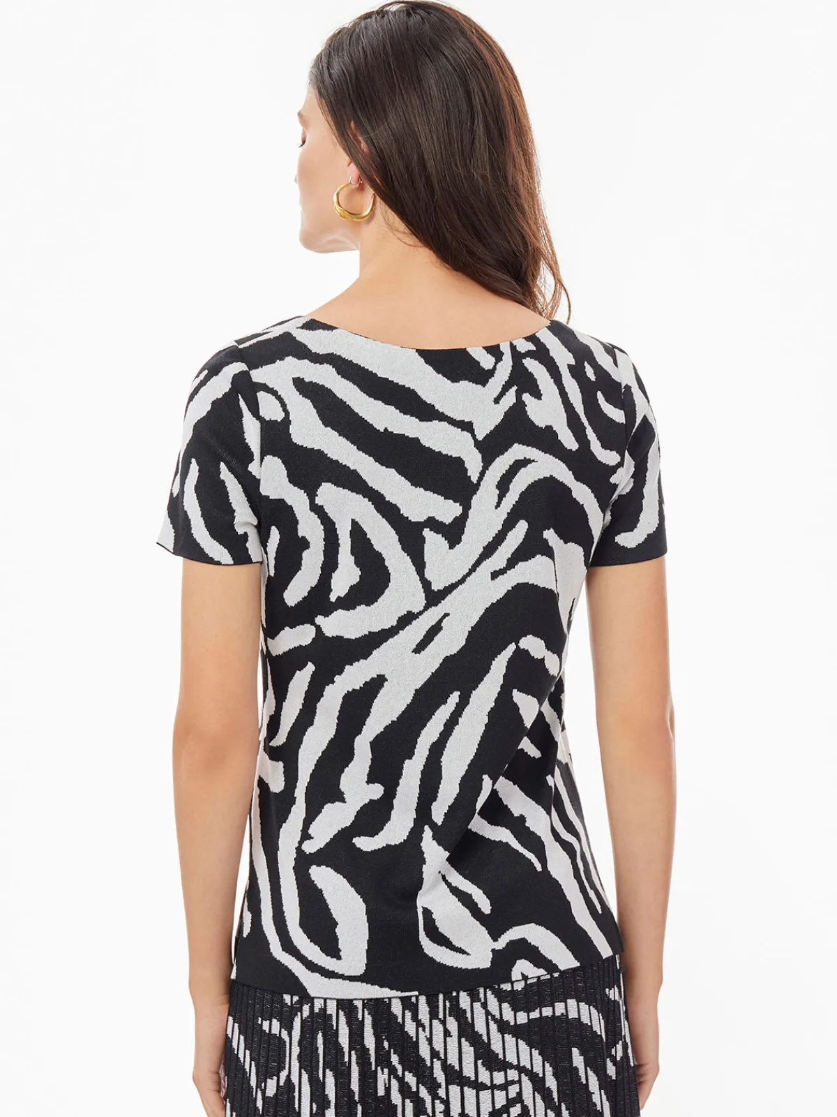 Tops & Tees|Misook Short Sleeve Zebra Soft Knit Top Black/White