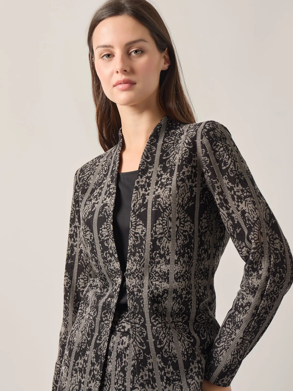 Jackets & Coats|Misook Tailored Fit Two-Tone Jacquard Knit Jacket Black/Mink