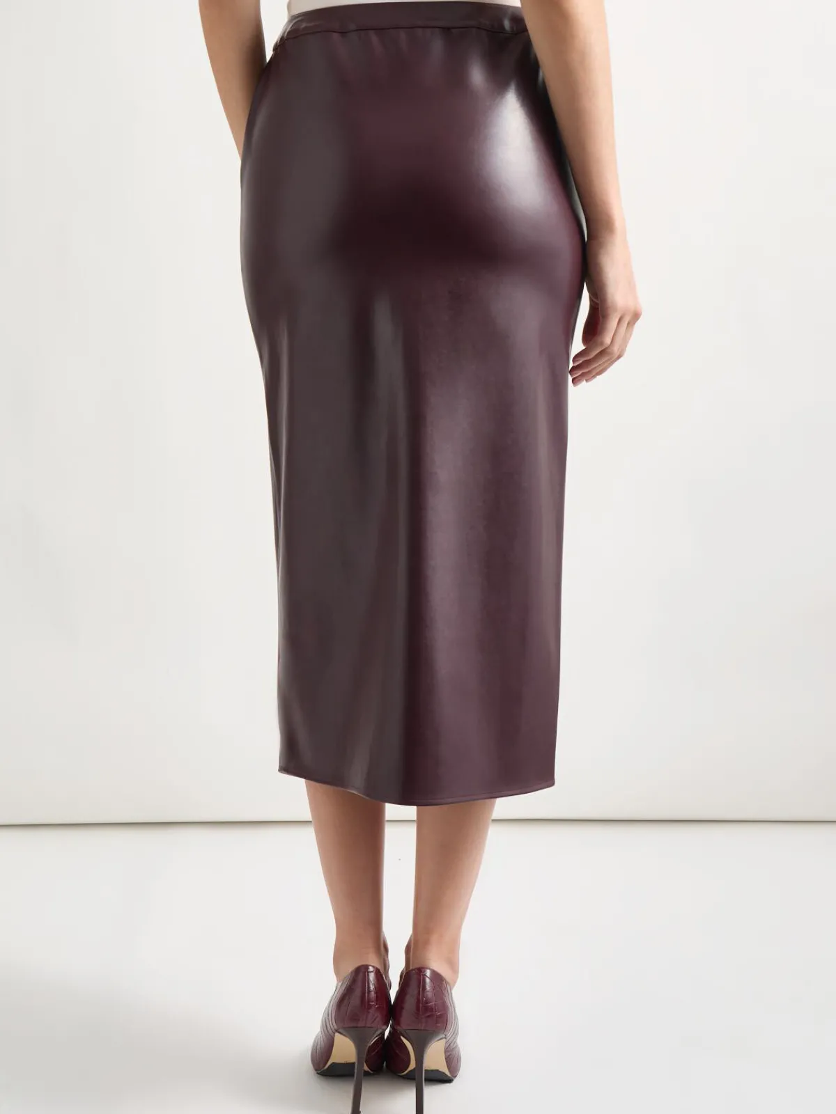 Skirts|Misook Vegan Leather Pencil Skirt Mahogany
