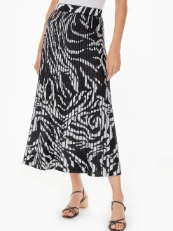 Skirts|Misook Zebra Swirl Soft Knit Skirt Black/White
